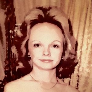 Meet your Posher, Connie